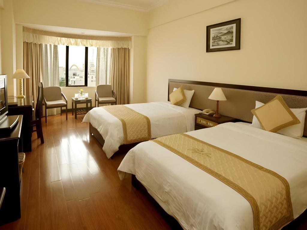 Bamboo Green Central Hotel Da Nang Exteriör bild
