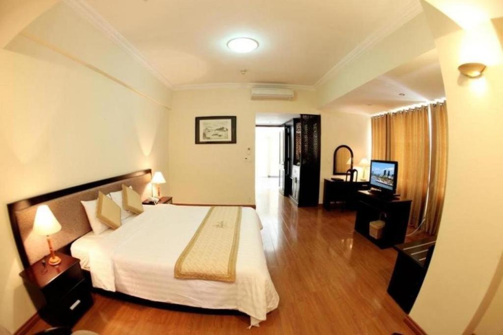 Bamboo Green Central Hotel Da Nang Exteriör bild